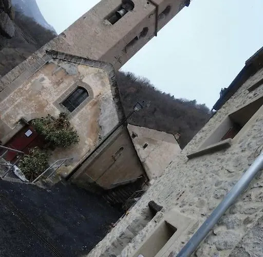 Semesterbostad Paisible Maison Dans Les Pyrenees Fontpédrouse