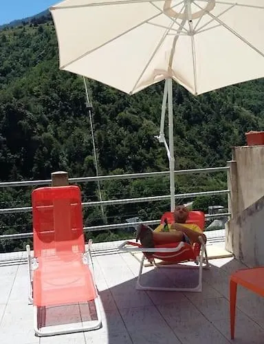 Paisible Maison Dans Les Pyrenees